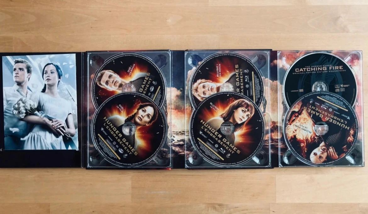 Coffret Blu-ray DVD Jogos Vorazes: Em Chamas edição limitada. – photo 3